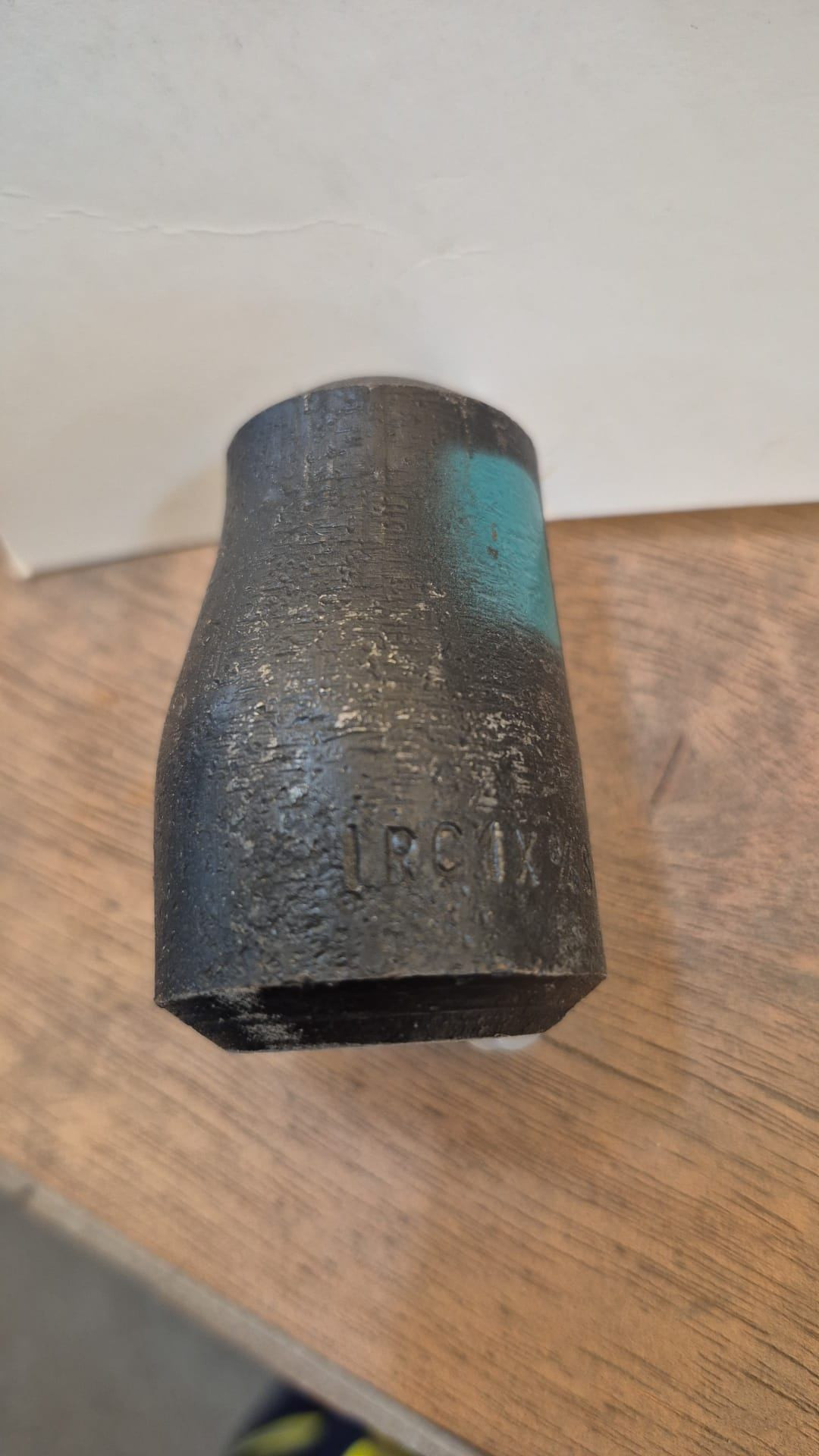 ECCENTRIC REDUCER MALZEME: ASTM A234-WPB BAĞLANTI TİPİ: BW STANDART: ASME B16.9 NACE ÇAPLAR-1: 1" ÇAPLAR-2: 3/4" ET KALINLIKLARI-1: S-160 ET KALINLIKLARI-2: S-160 RATING-1: - RATING-2: - YUZEY: - IDENT NUMBER: 1808065 COMMODITY CODE: HAEREDA301C01A5110