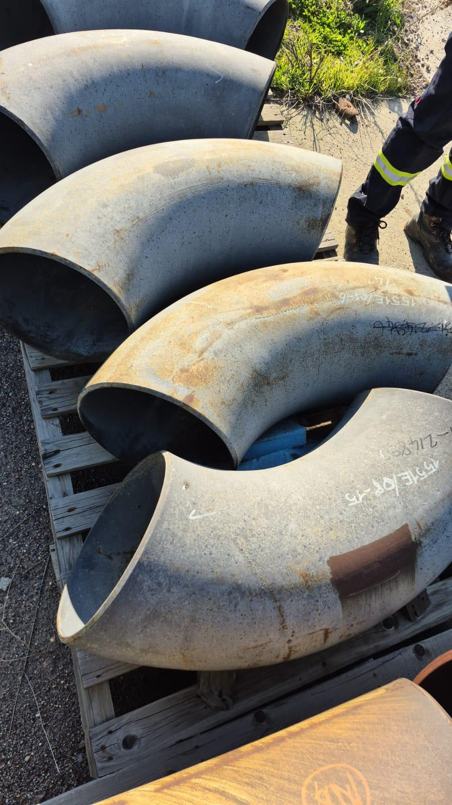 14" S-30 90 ELBOW LR A234-WPB BW - SMLS B16.9