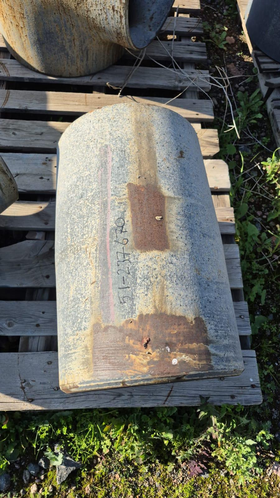 EQUAL TEE-14"-ASTM A420 WPL6 TEE ASME B16.9 SMLS B.W. S-40