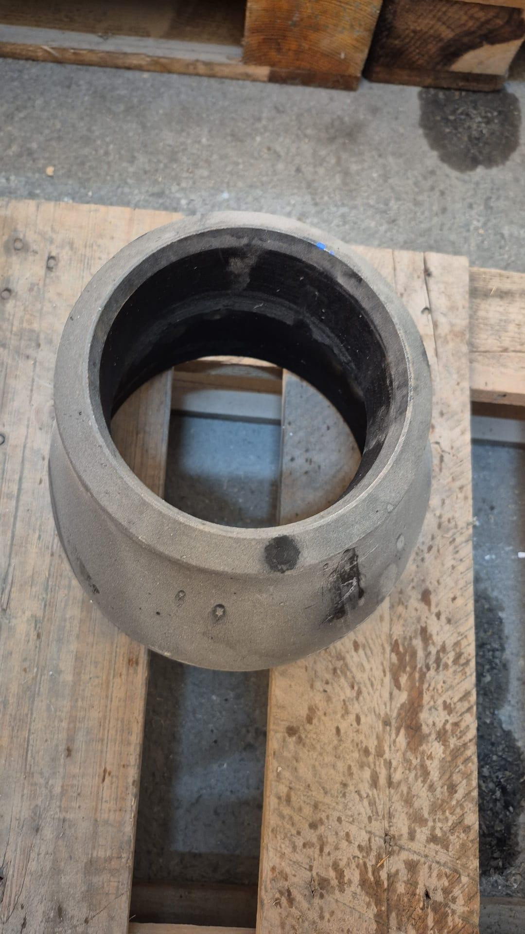 ECCENTRIC REDUCER SMLS MALZEME: ASTM A234-WPB BAĞLANTI TİPİ: BW STANDART: ASME B16.9 ÇAPLAR-1: 8" ÇAPLAR-2: 6" ET KALINLIKLARI-1: S-120 ET KALINLIKLARI-2: S-120 RATING-1: - RATING-2: - YUZEY: - IDENT NUMBER: 1534839 COMMODITY CODE: HAEREDA301C01A5000